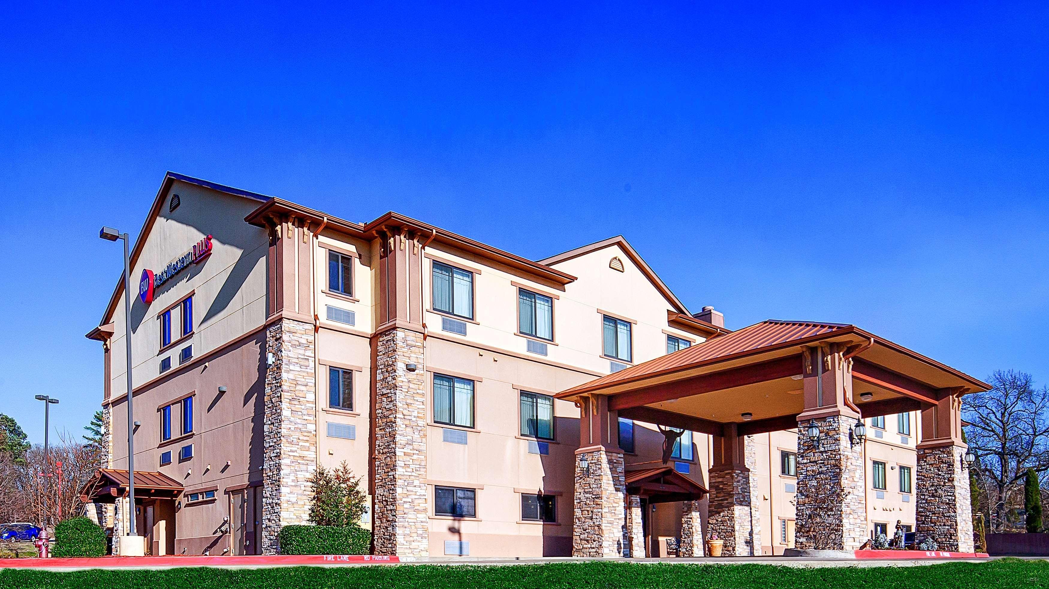 Best Western Plus Royal Mountain Inn & Suites Athens Esterno foto