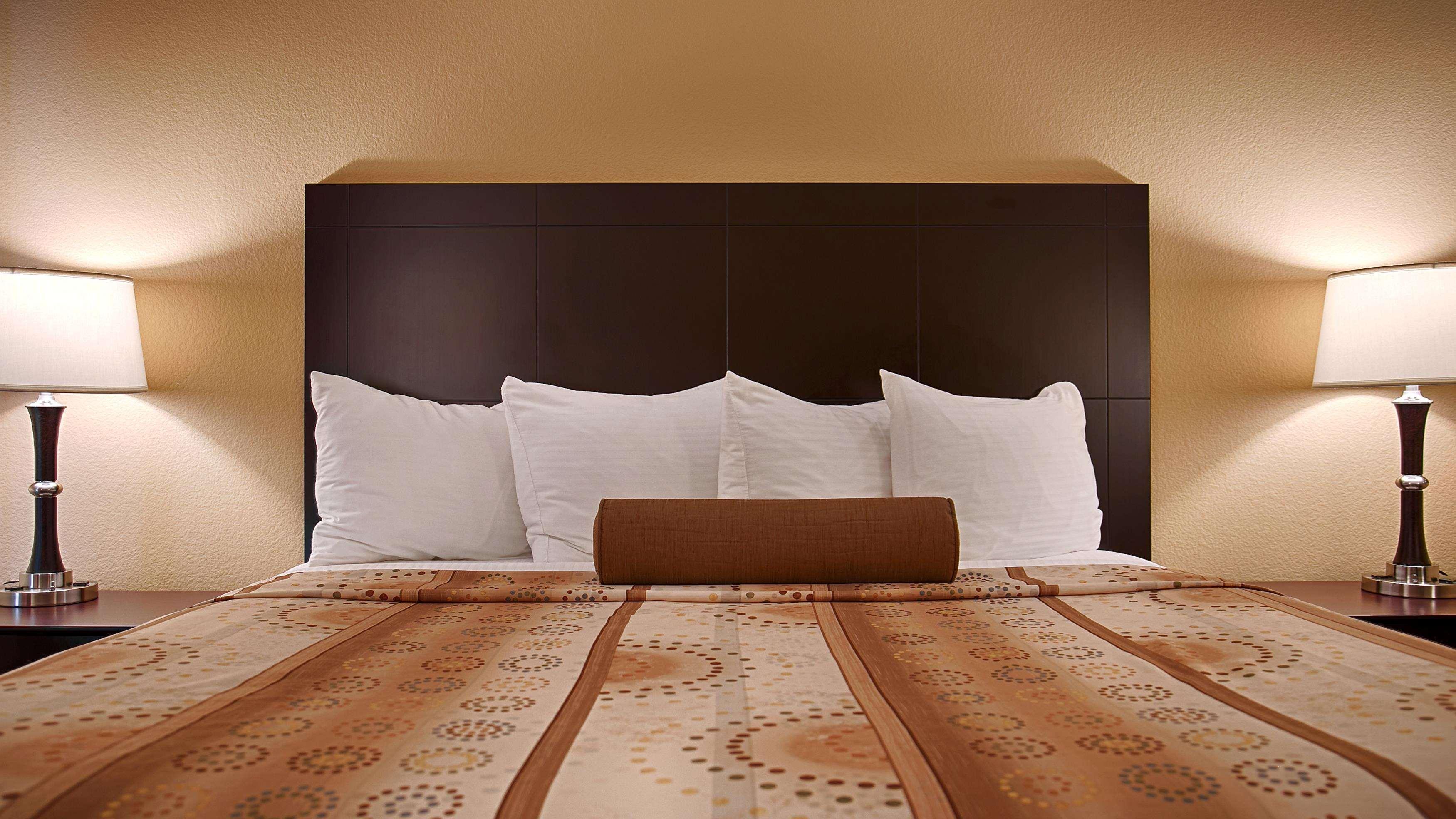 Best Western Plus Royal Mountain Inn & Suites Athens Esterno foto